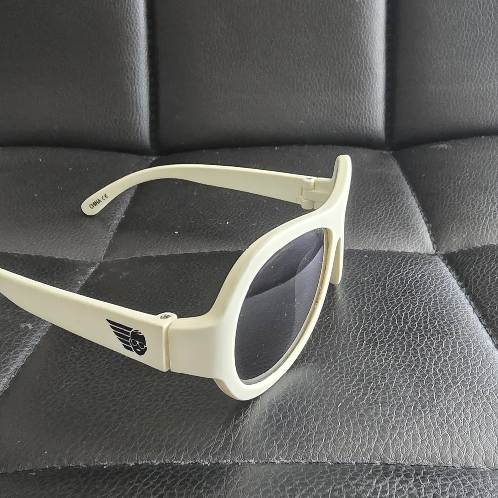 Stylish Cream Sunglasses